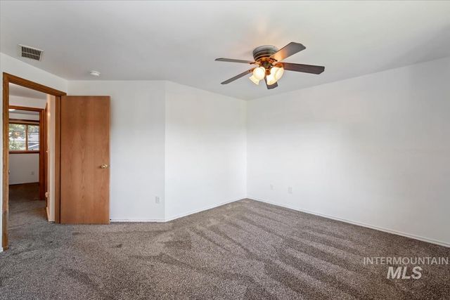 3326 N Linda Vista Ave, Boise, ID 83704
