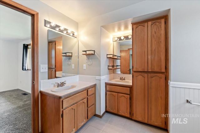 3326 N Linda Vista Ave, Boise, ID 83704
