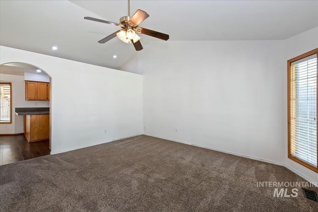 3326 N Linda Vista Ave, Boise, ID 83704