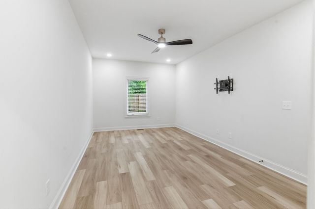 2401B Inga St, Nashville, TN 37206