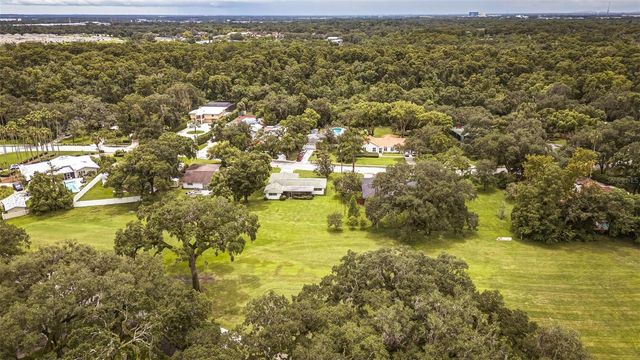 936 N RIVERHILLS DRIVE, Temple Terrace, FL 33617