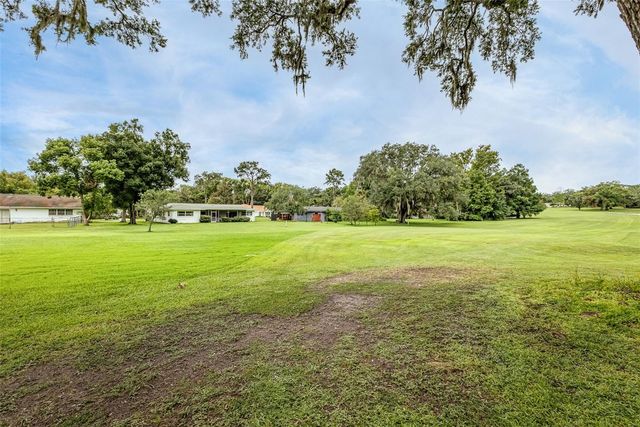 936 N RIVERHILLS DRIVE, Temple Terrace, FL 33617