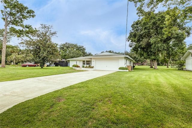 936 N RIVERHILLS DRIVE, Temple Terrace, FL 33617