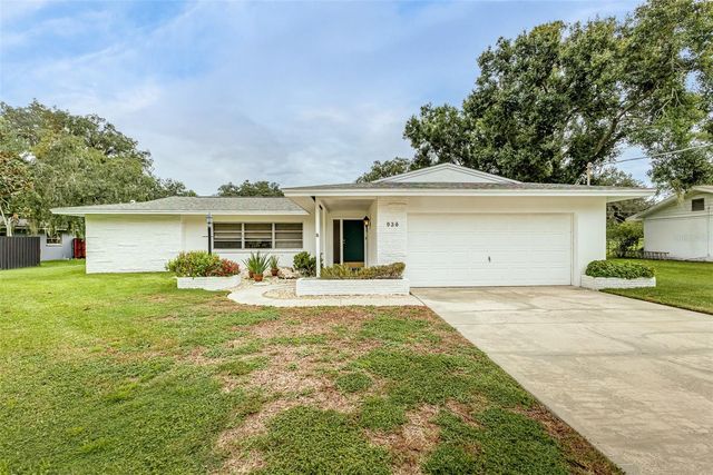 936 N RIVERHILLS DRIVE, Temple Terrace, FL 33617