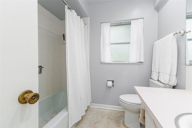936 N RIVERHILLS DRIVE, Temple Terrace, FL 33617