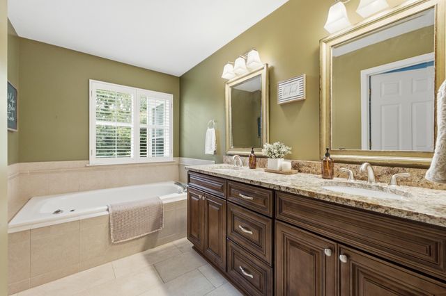 8624 Georgetown Trace Lane, Chattanooga, TN 37421