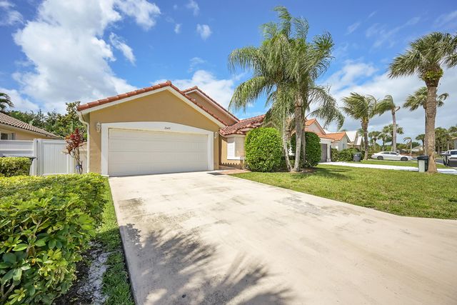 2649 Fairway Cove Court, Wellington, FL 33414