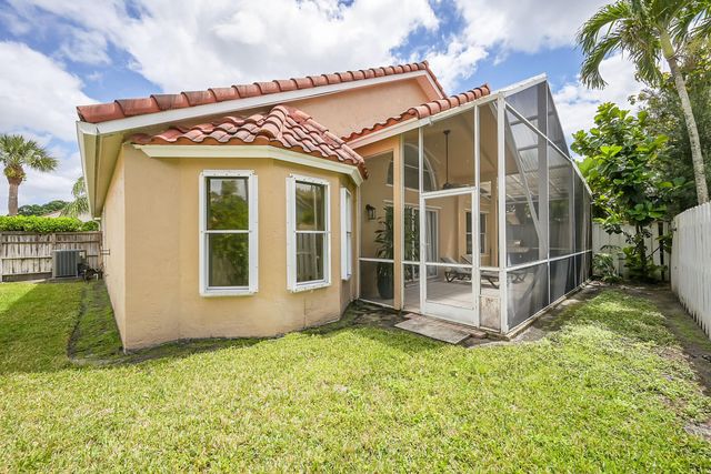 2649 Fairway Cove Court, Wellington, FL 33414