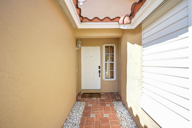 2649 Fairway Cove Court, Wellington, FL 33414