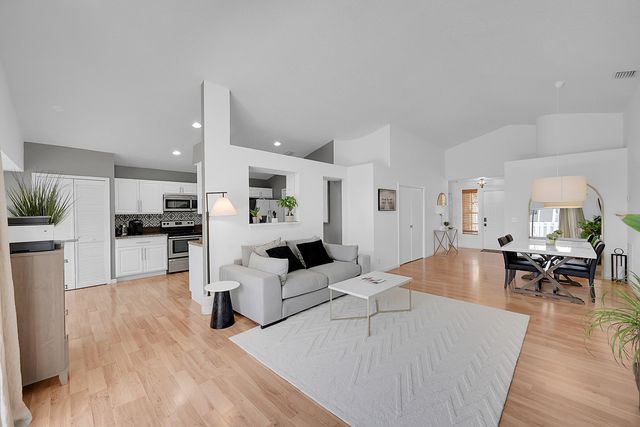 2649 Fairway Cove Court, Wellington, FL 33414