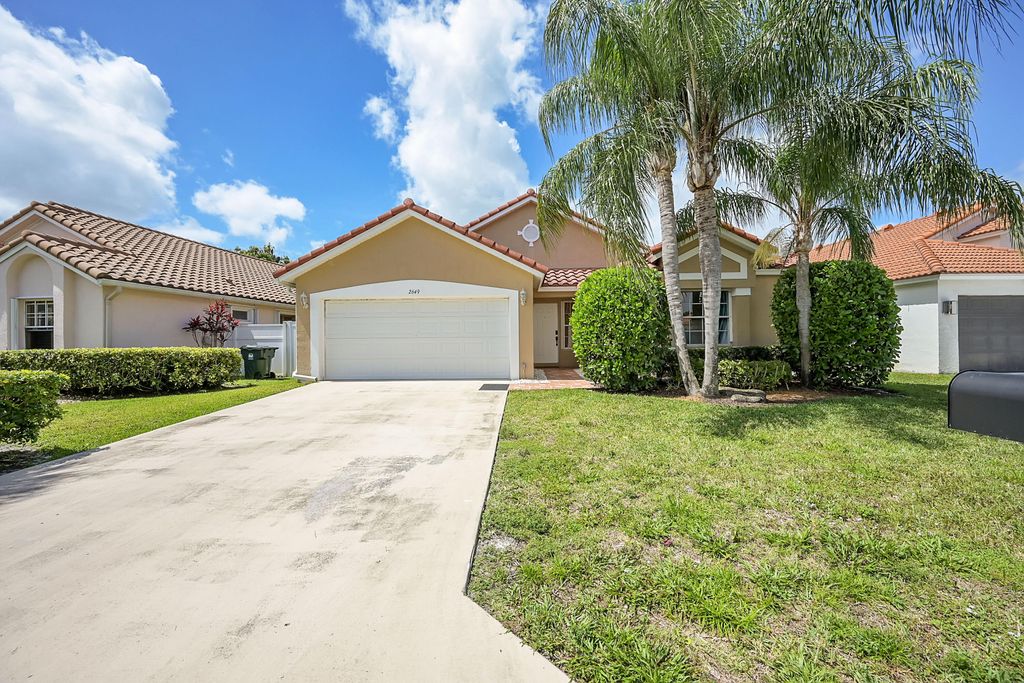 2649 Fairway Cove Court, Wellington, FL 33414
