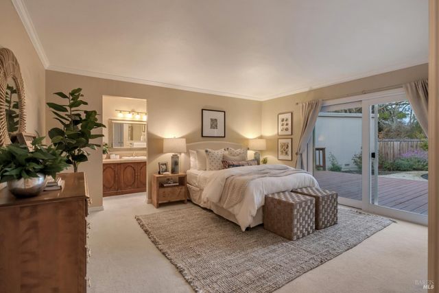 327 Buttercup Ct, Sonoma, CA 95476