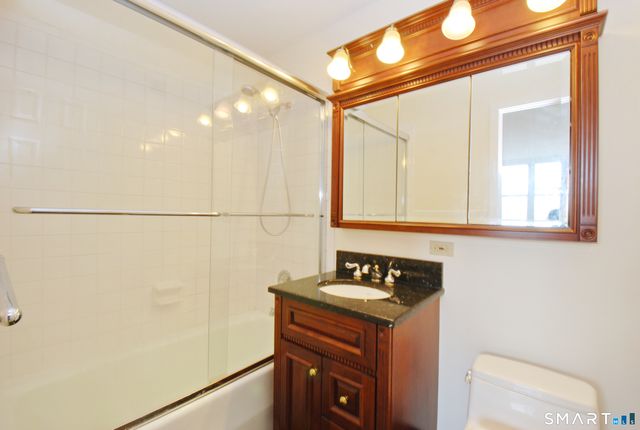 50 Glenbrook Road 14C, Stamford, CT 06902