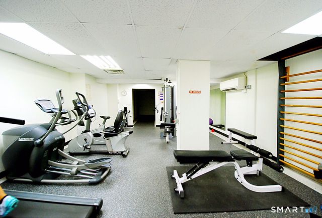 50 Glenbrook Road 14C, Stamford, CT 06902