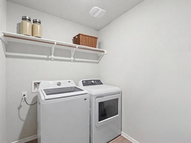 19909 Hirono DR, Manor, TX 78653