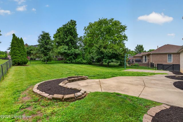 11403 Whitney Hill Rd, Louisville, KY 40299