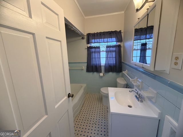 419 W Johnston Street, Forsyth, GA 31029