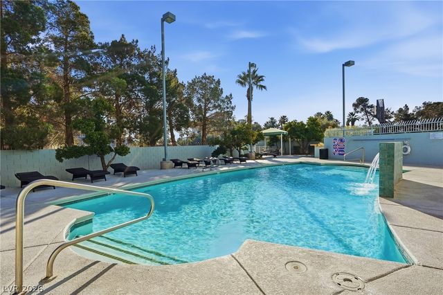 360 East Desert Inn Road 1701, Las Vegas, NV 89109