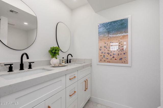 3807 N 30TH Street 2, Phoenix, AZ 85016