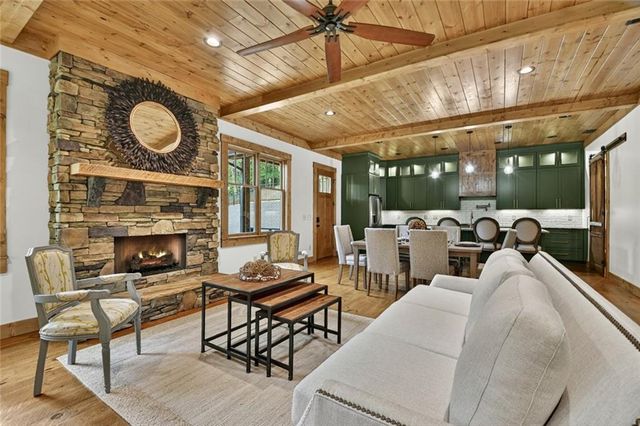 91 Edgewater Drive, Ellijay, GA 30540
