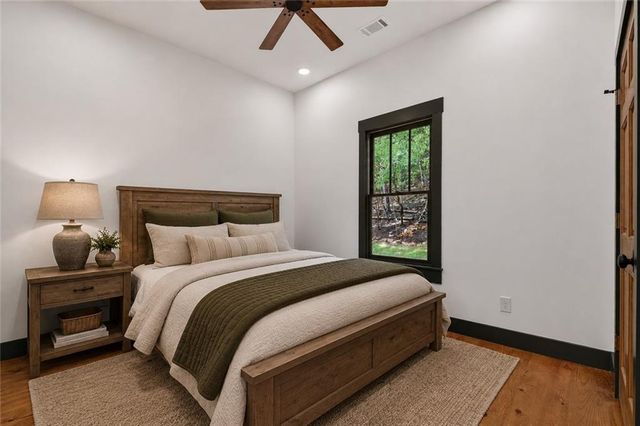 91 Edgewater Drive, Ellijay, GA 30540