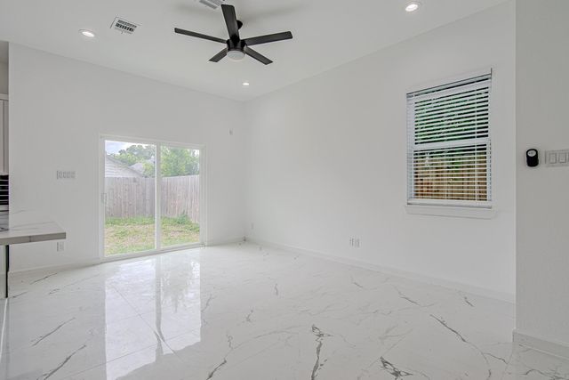 6732 Goforth Street A, Houston, TX 77021