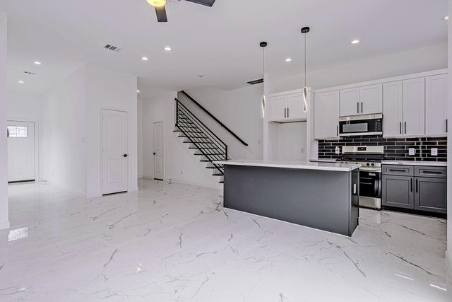 6732 Goforth Street A, Houston, TX 77021