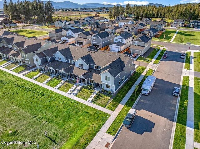 130 E Spirea LN, Hayden, ID 83835