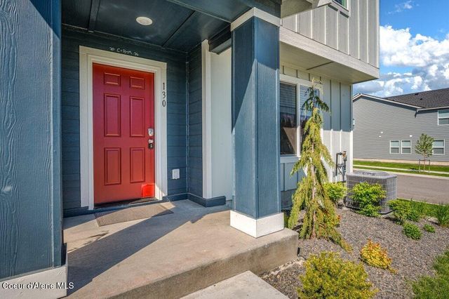 130 E Spirea LN, Hayden, ID 83835