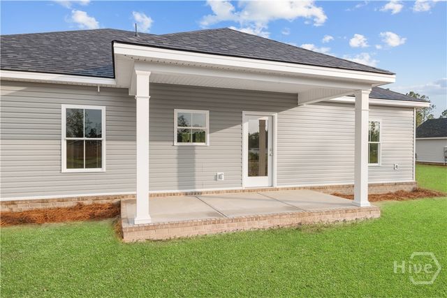 664 Belfast Loop, Ellabell, GA 31308