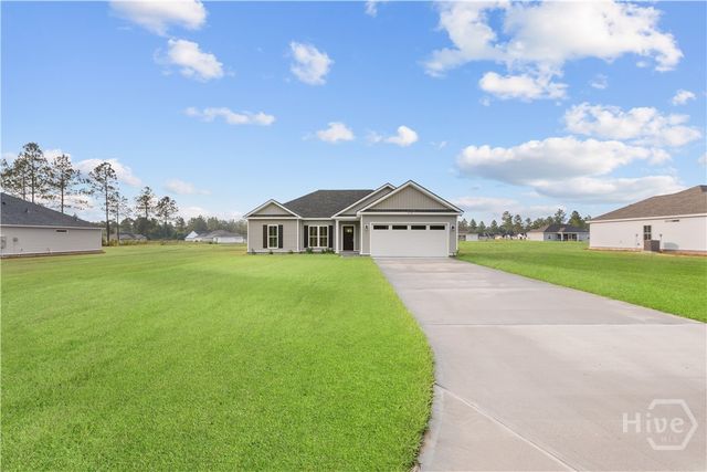 664 Belfast Loop, Ellabell, GA 31308