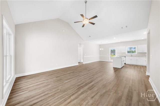 664 Belfast Loop, Ellabell, GA 31308