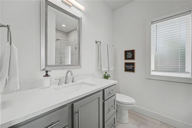 374 S Hill Avenue, Fayetteville, AR 72701