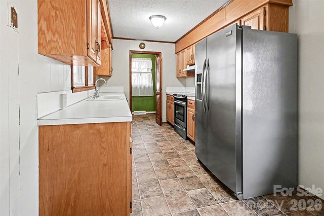 238 Lakeview Drive, Blacksburg, SC 29702