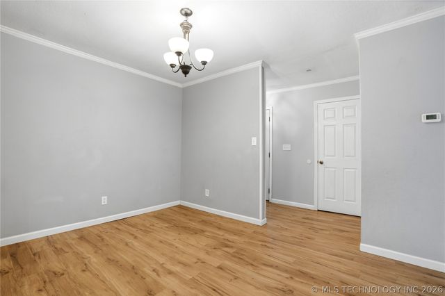 20000 S 280 Road, Morris, OK 74445