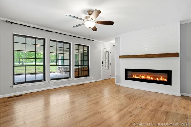 20000 S 280 Road, Morris, OK 74445
