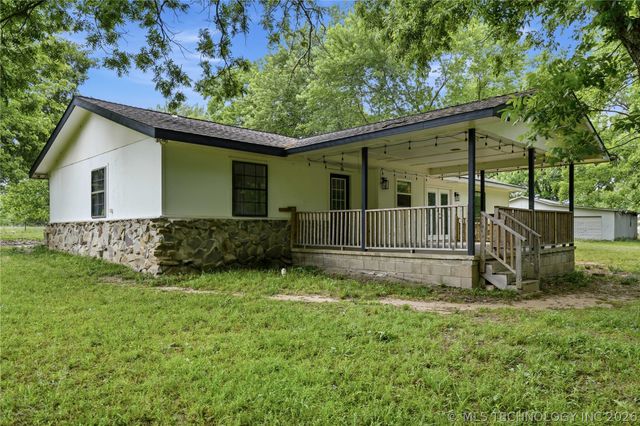 20000 S 280 Road, Morris, OK 74445