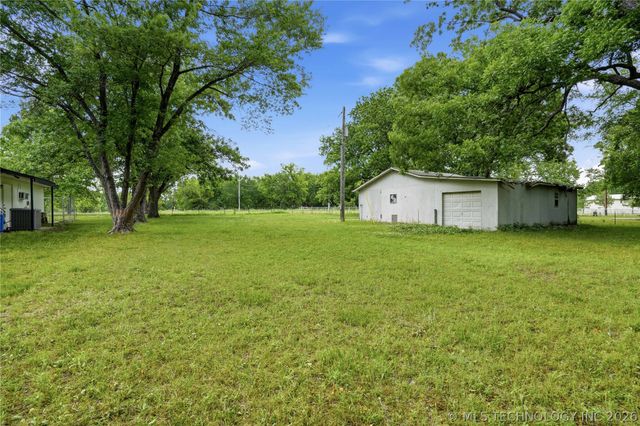 20000 S 280 Road, Morris, OK 74445