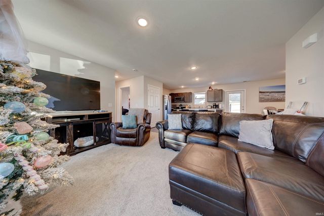 323 Ranger Lane, Dale, IN 47523