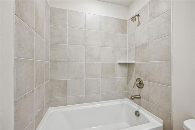 435 Elise Way, Lawrenceville, GA 30045
