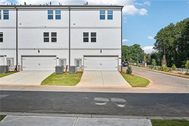 435 Elise Way, Lawrenceville, GA 30045