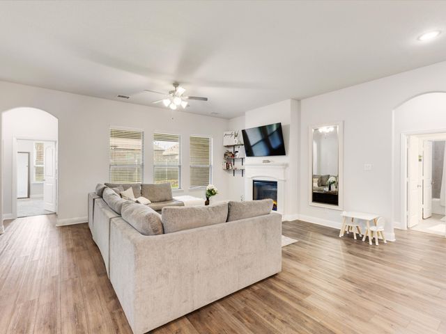 146 Palouse Street, Red Oak, TX 75154