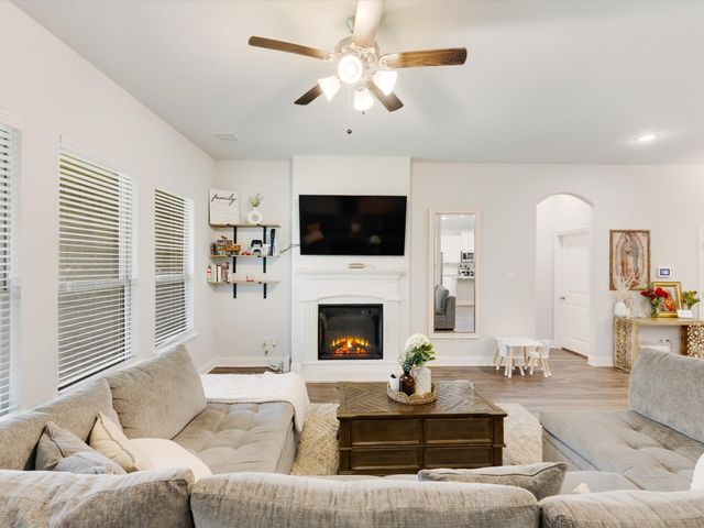 146 Palouse Street, Red Oak, TX 75154