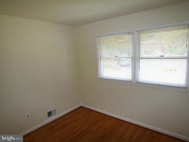 1103 ROBERTA CT, Mclean, VA 22101