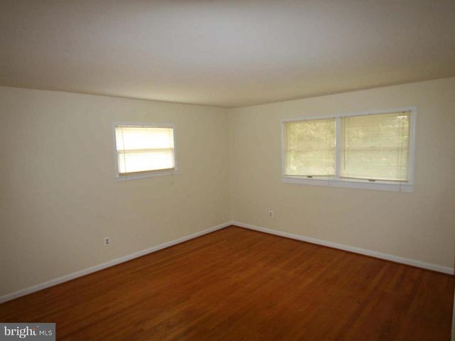 1103 ROBERTA CT, Mclean, VA 22101