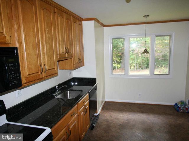 1103 ROBERTA CT, Mclean, VA 22101