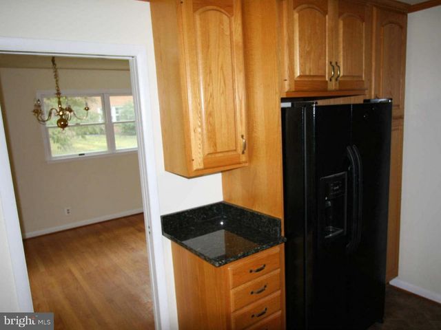 1103 ROBERTA CT, Mclean, VA 22101