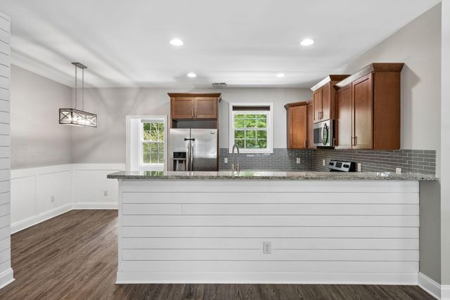 958 Beehive Road, Mount Pleasant, SC 29429