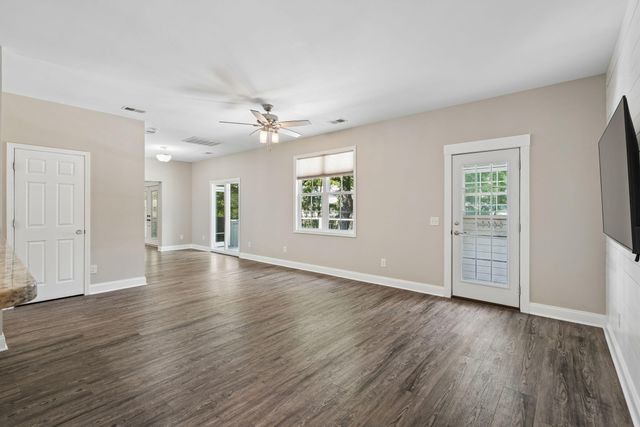 958 Beehive Road, Mount Pleasant, SC 29429