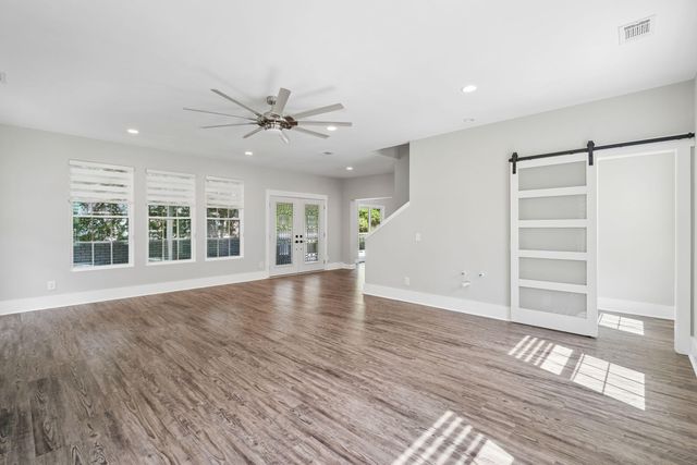 958 Beehive Road, Mount Pleasant, SC 29429